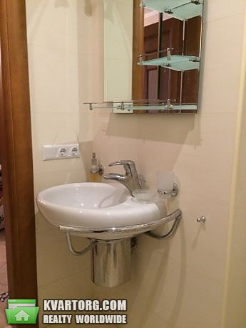 Rent out 1-room apartment. Киев,  Святошинская пл — photo 9