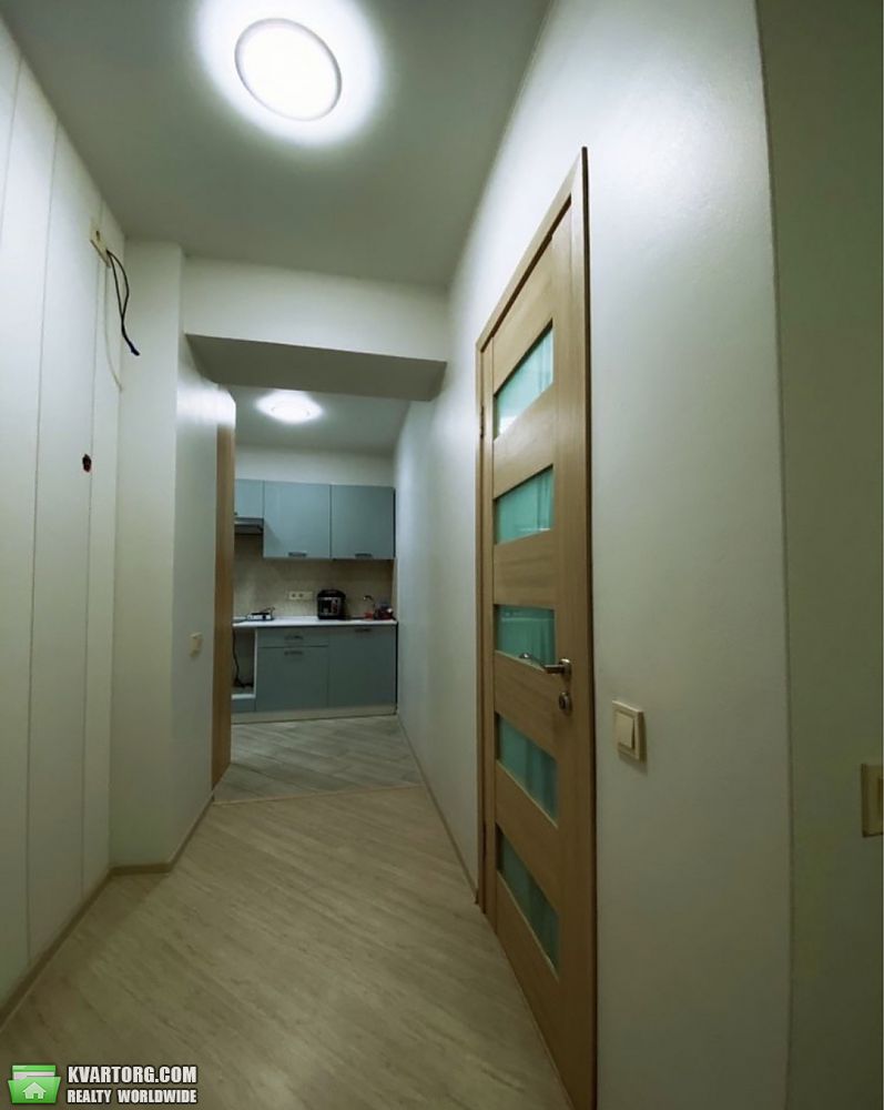 Rent out 1-room apartment. Киев,  Гарматная — photo 3