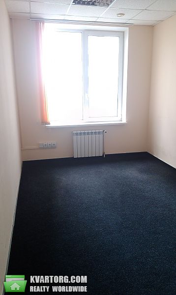 Rent out office. Киев, Бажана — photo 6