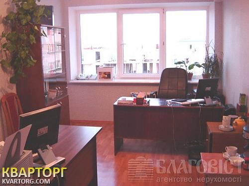 Sell 3-room apartment. Киев,  Святошинская пл — photo 2