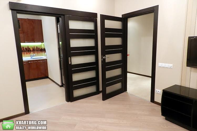 Rent out 1-room apartment. Киев, Вишгородська вул. — photo 1