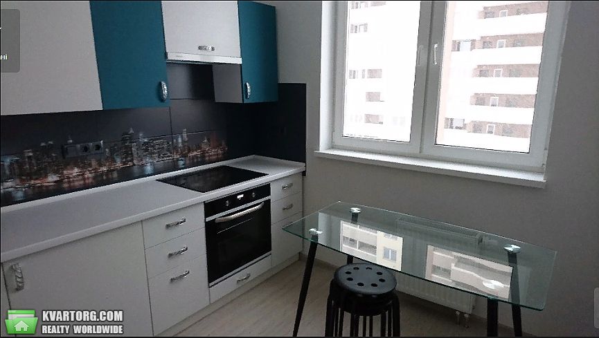 Rent out 2-room apartment. Киев, Соломии Крушельницкой — photo 2