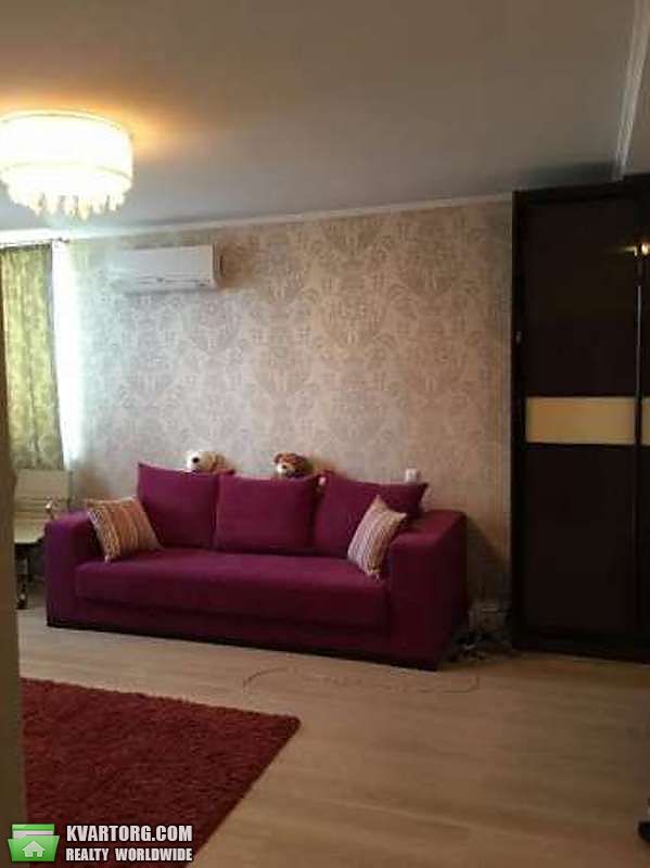 Sell 2-room apartment. Киев,  Вышгородская — photo 2