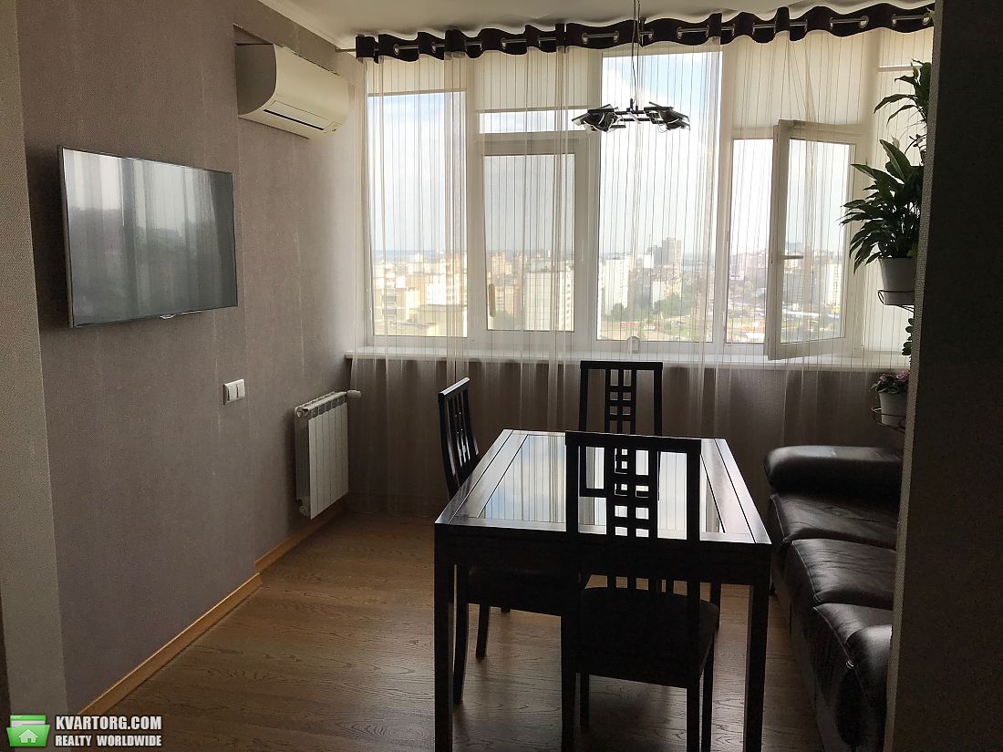 Rent out 3-room apartment. Киев, Ревуцького, 9 — photo 10
