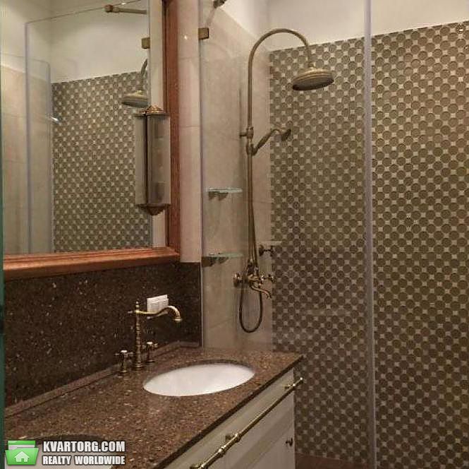 Rent out 2-room apartment. Киев,  Крещатик — photo 7