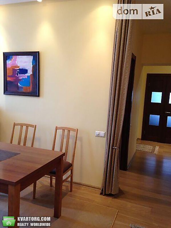 Sell 3-room apartment. Киев,  Богомольца — photo 9