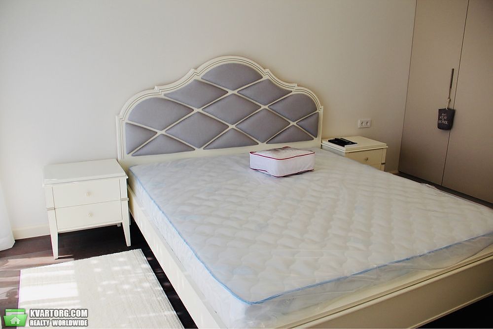 Rent out 3-room apartment. Киев,  Липковского — photo 2