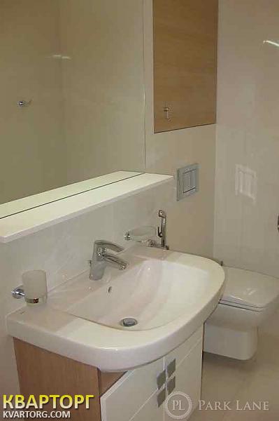 Sell 2-room apartment. Киев,  40-летия Октября просп — photo 3