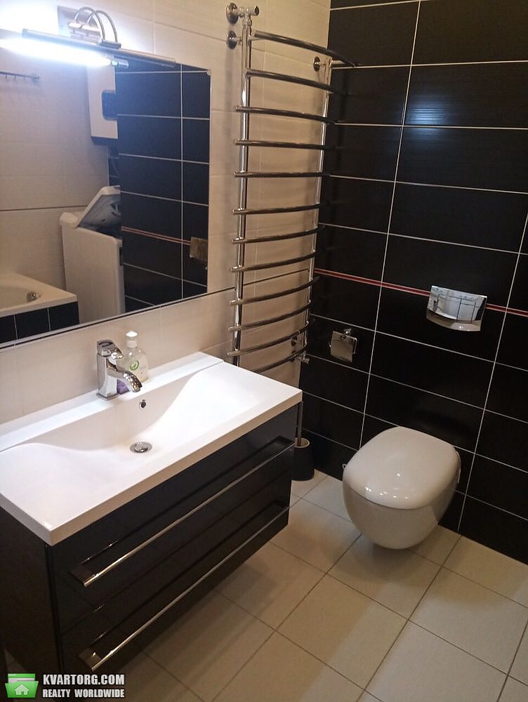 Rent out 2-room apartment. Киев,  Кольцова бул — photo 2