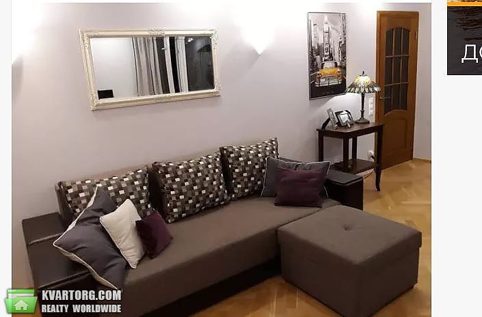 Rent out 2-room apartment. Киев,  Окипной — photo 1