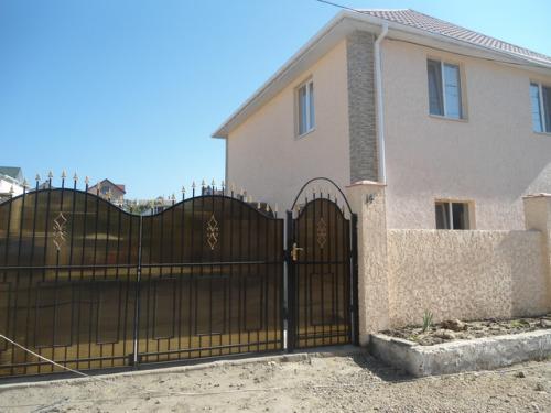 Sell house. Одесса, Червоный хутор — photo 1