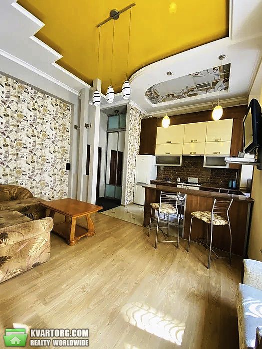 Rent out 1-room apartment. Львов, Валова — photo 1