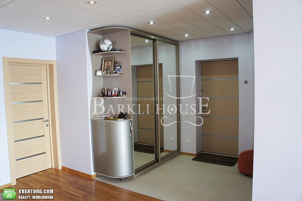 Rent out 3-room apartment. Киев,  Окипной — photo 5