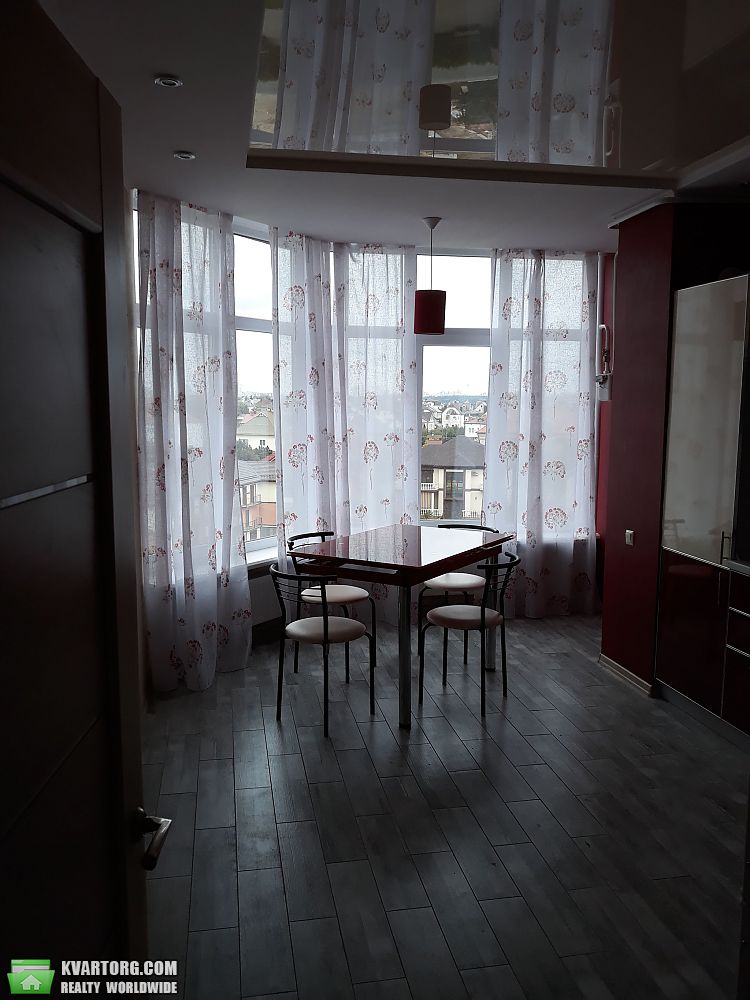 Rent out 1-room apartment. Киев,  Львовская — photo 4