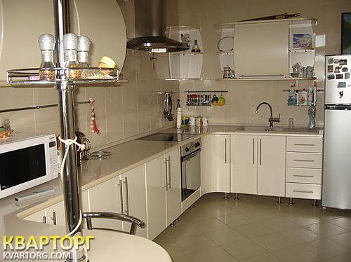 Rent out 3-room apartment. Киев,  Воровского — photo 3