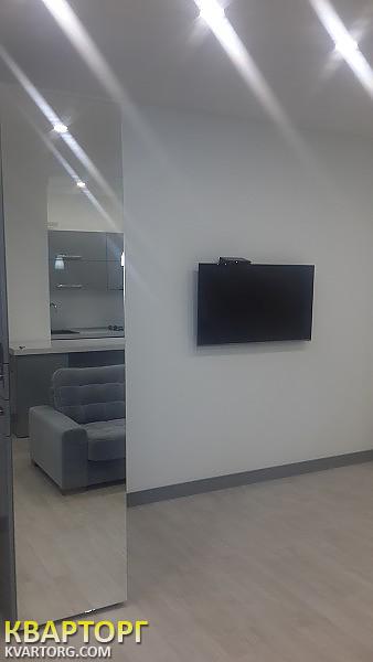 Rent out 2-room apartment. Киев, Мечникова — photo 3