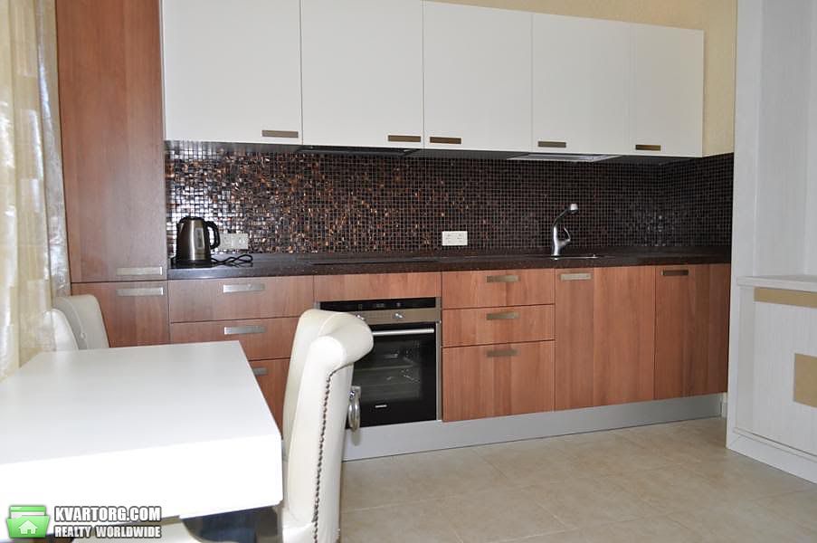 Rent out 2-room apartment. Киев,  Драгомирова — photo 2