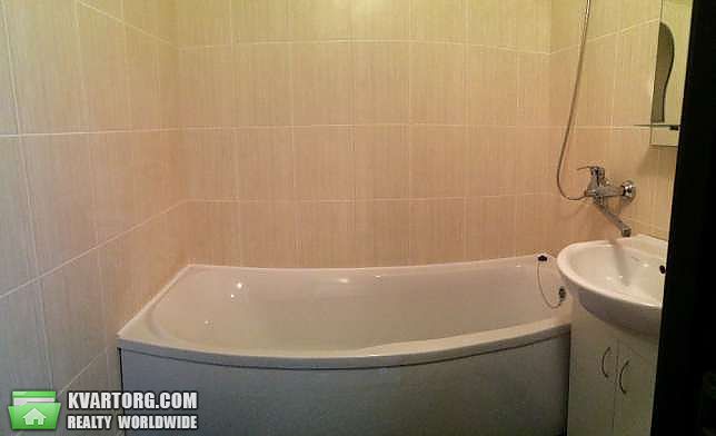Rent out 2-room apartment. Киев,  Тростянецкая — photo 4