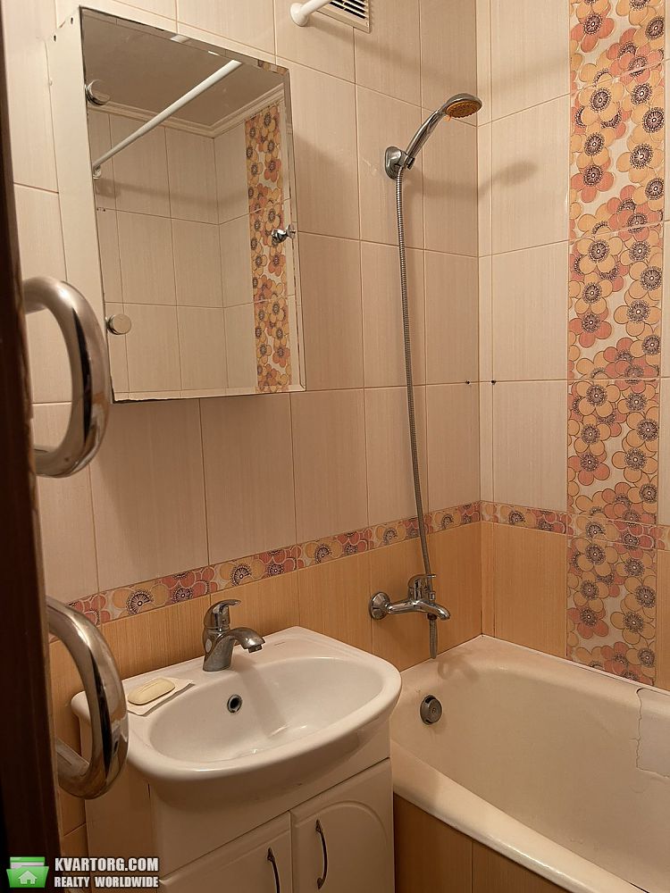 Rent out 1-room apartment. Киев,  Маяковского — photo 8