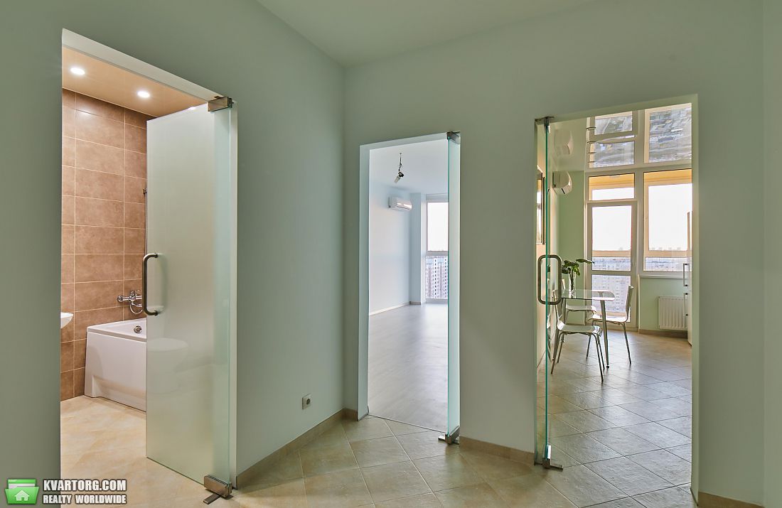 Sell 1-room apartment. Киев,  Драгоманова — photo 8