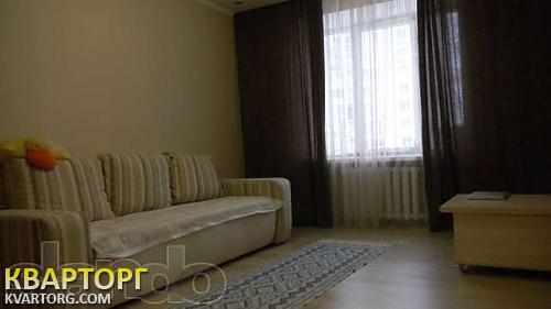 Rent out 1-room apartment. Киев, пл Дружбы Народов — photo 1