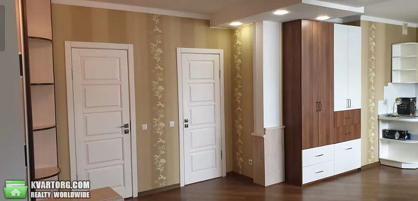 Rent out 1-room apartment. Киев,  Княжий Затон — photo 3