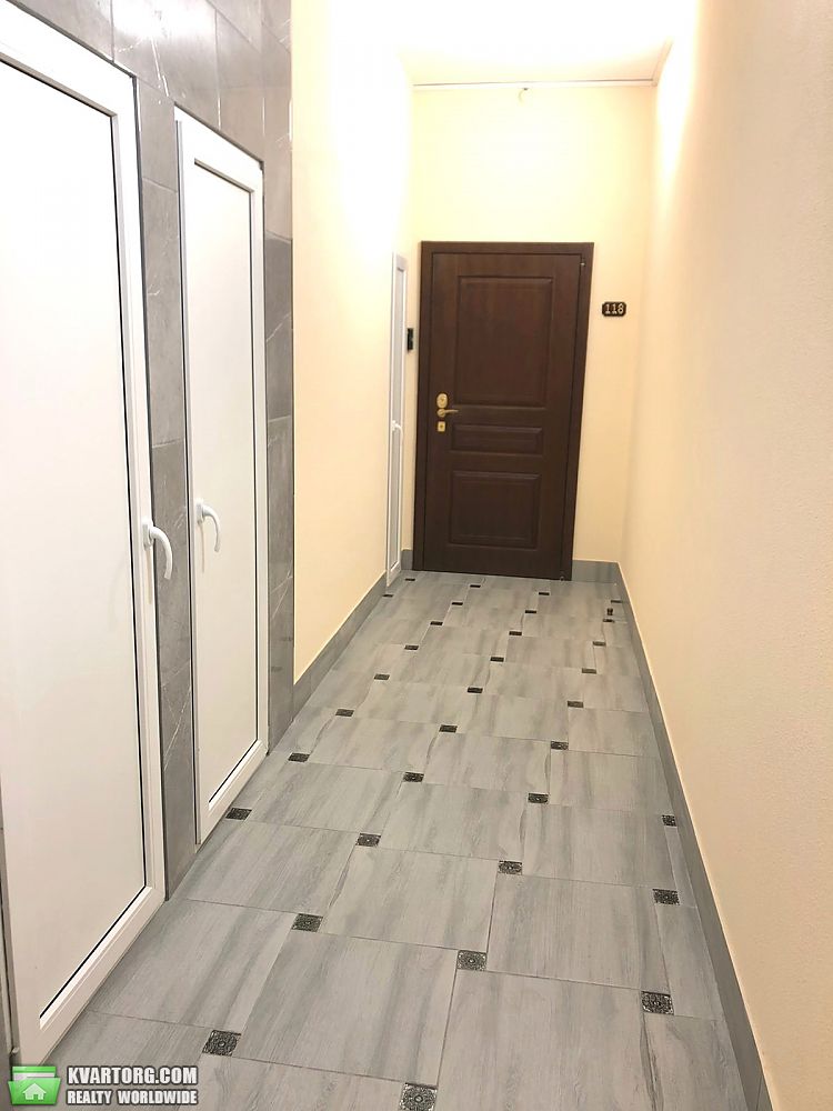 Rent out 5-room apartment. Киев,  Старонаводницкая — photo 2