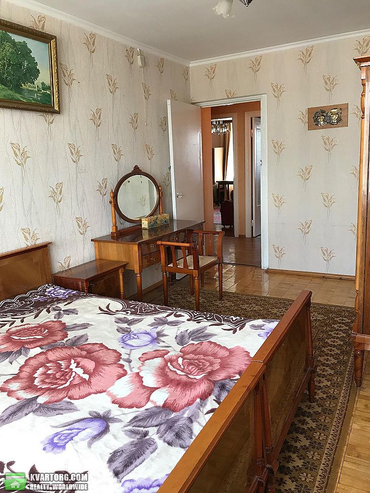 Sell 3-room apartment. Киев,  Оболонская пл — photo 3