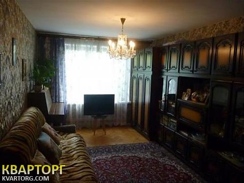 Sell 3-room apartment. Киев,  Автозаводская — photo 1