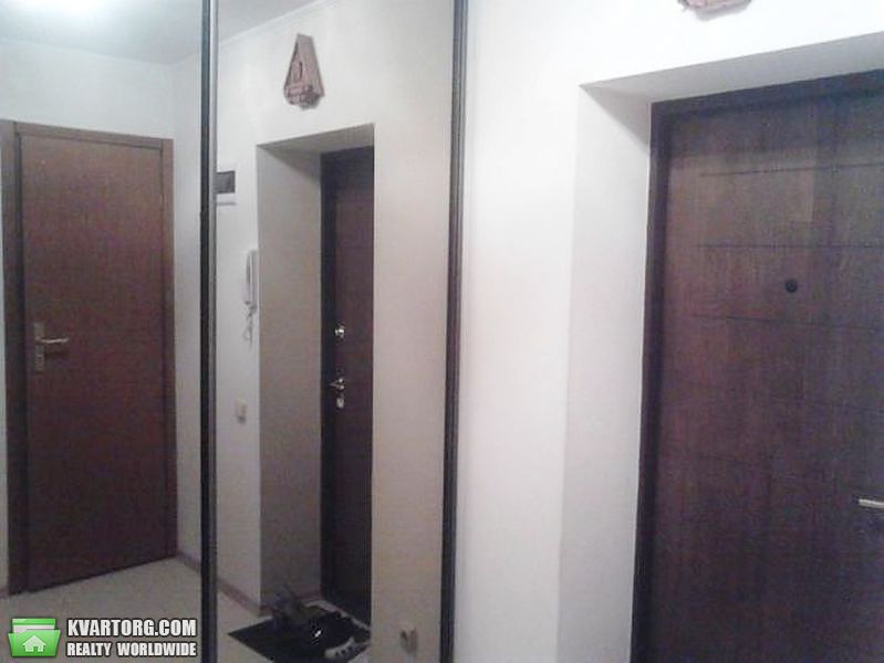 Rent out 1-room apartment. Киев,  Фучика — photo 9