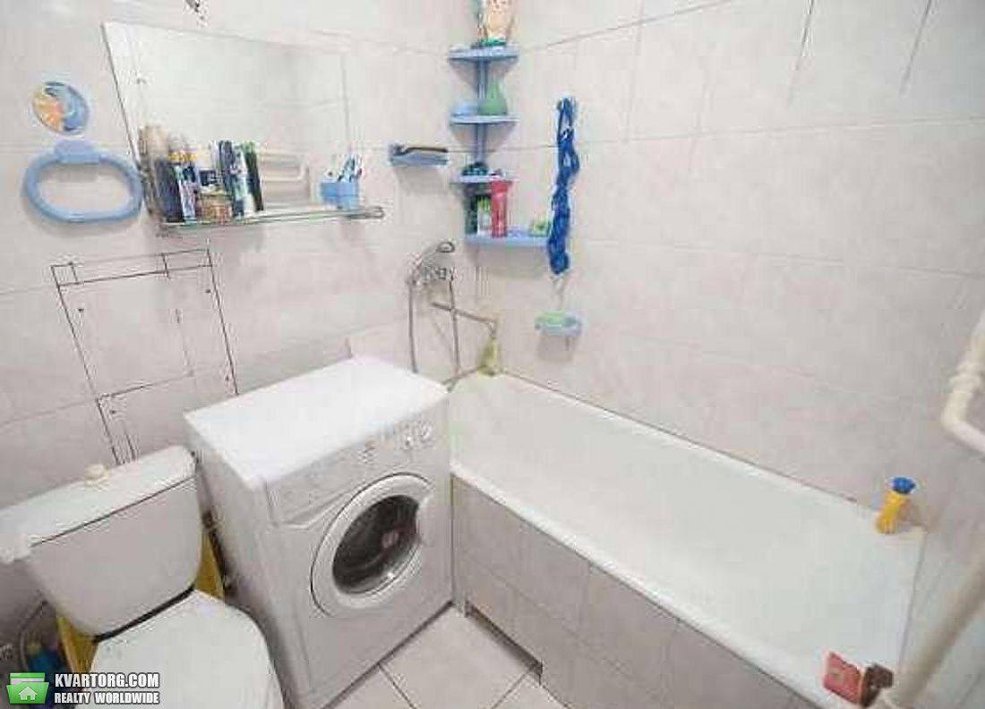 Sell 3-room apartment. Киев,  Волынская — photo 8