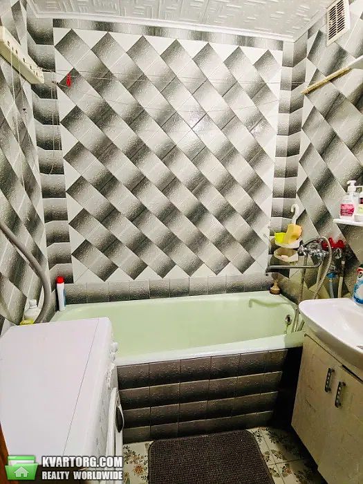 Sell 3-room apartment. Киев,  Жмеринская — photo 4