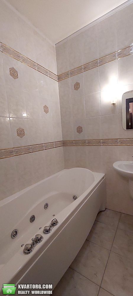Rent out 2-room apartment. Киев, іГероев Сталинграда — photo 7