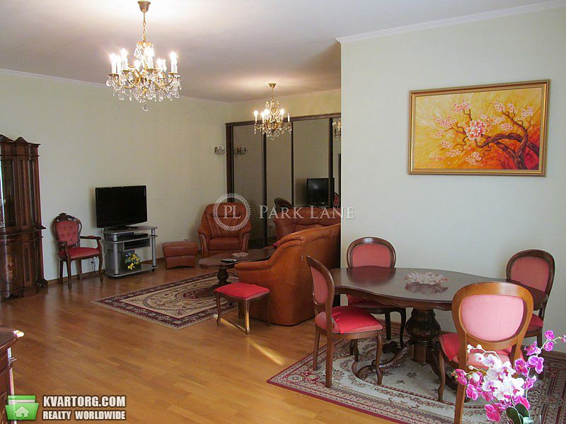 Rent out 2-room apartment. Киев,  Воровского — photo 2