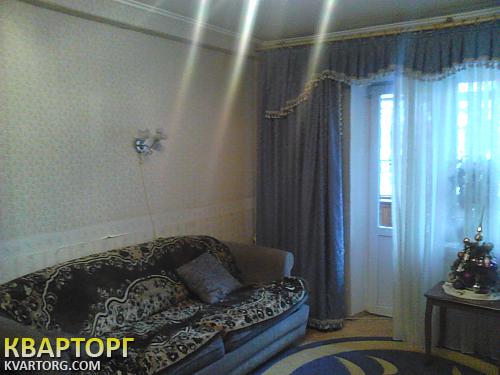 Sell 2-room apartment. Киев,  Автозаводская — photo 1