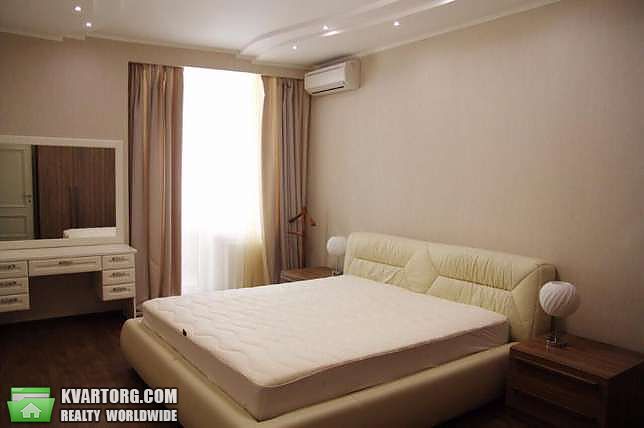 Rent out 2-room apartment. Киев,  Леси Украинки бул — photo 5