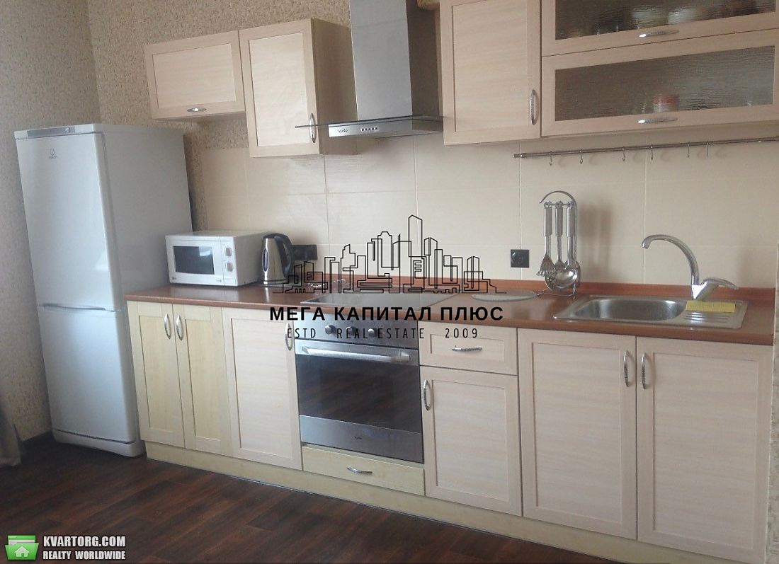 Rent out 1-room apartment. Киев, Пчилки — photo 1