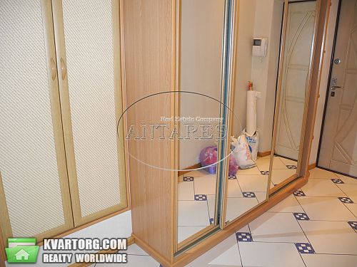 Rent out 3-room apartment. Киев, Героев Сталинграда пр — photo 9