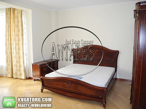 Rent out 4-room apartment. Киев,  ул. Институтская — photo 4