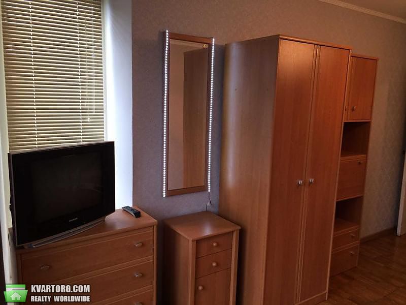 Rent out 1-room apartment. Киев, ст. м. Шулявская — photo 1