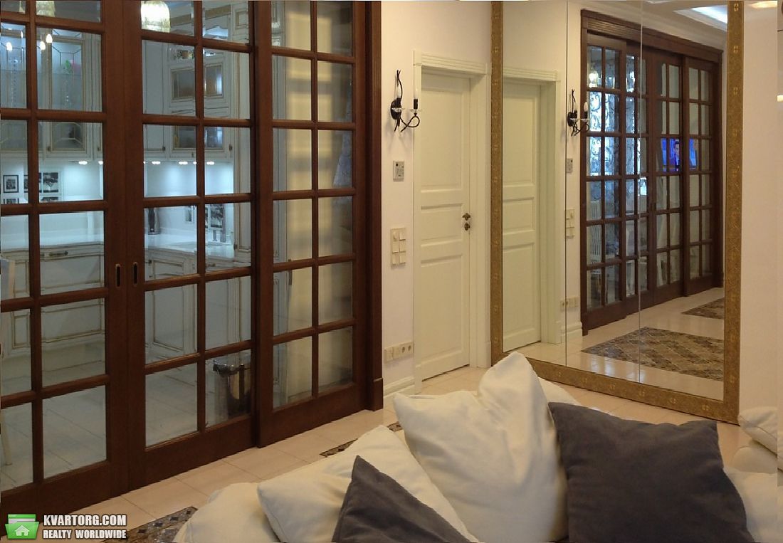 Sell 3-room apartment. Киев,  Оболонская наб — photo 2