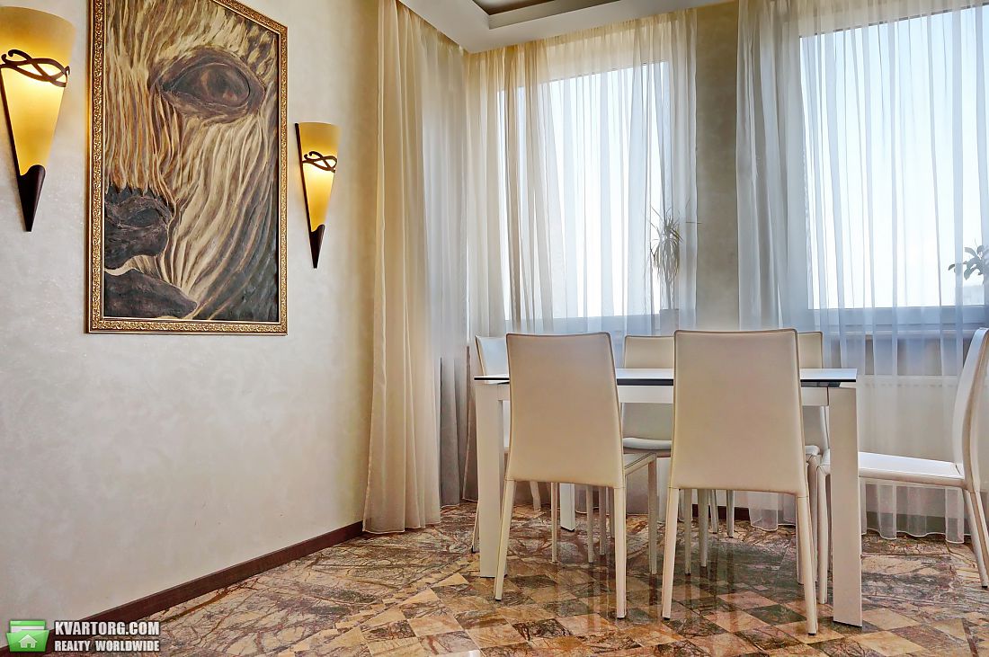 Rent out 3-room apartment. Киев,  Тычины пр — photo 8