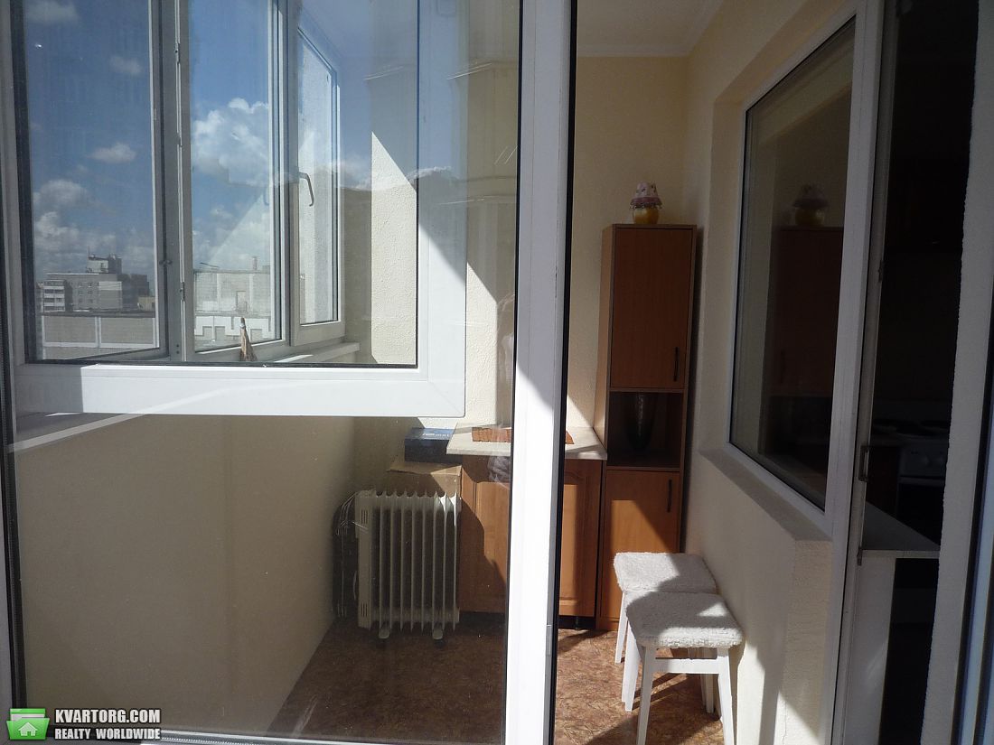 Sell 1-room apartment. Киев,  Лаврухина — photo 9