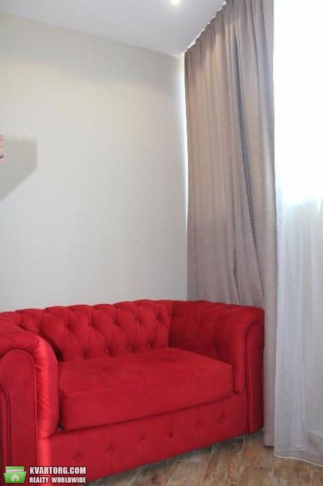 Rent out 2-room apartment. Киев, Сикорского — photo 9