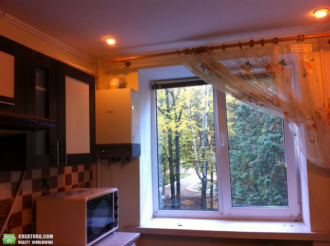 Rent out 3-room apartment. Буча, Киево-Мироцкая — photo 2