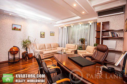 Sell 4-room apartment. Киев,  Введенская — photo 1