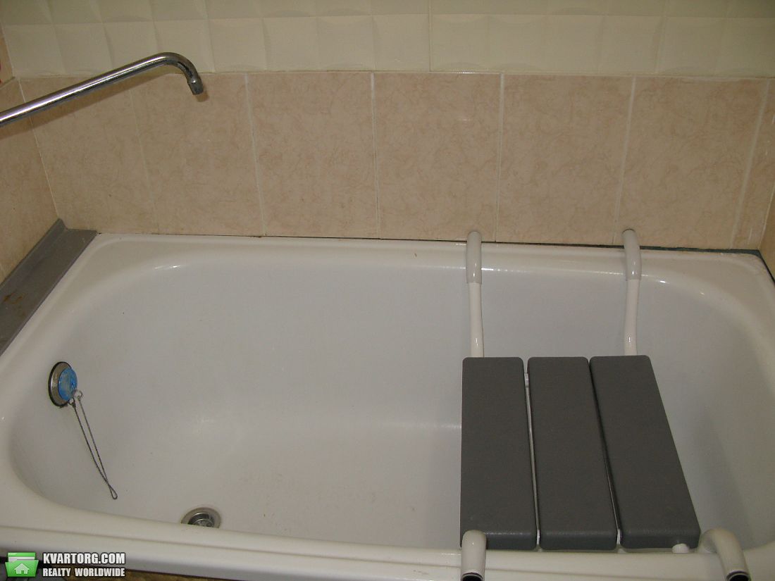 Rent out 1-room apartment. Киев, Вереснева — photo 9