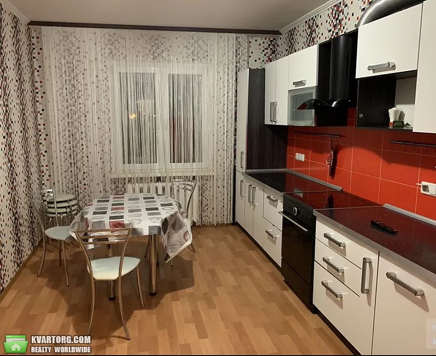 Rent out 3-room apartment. Киев,  Урловская — photo 3