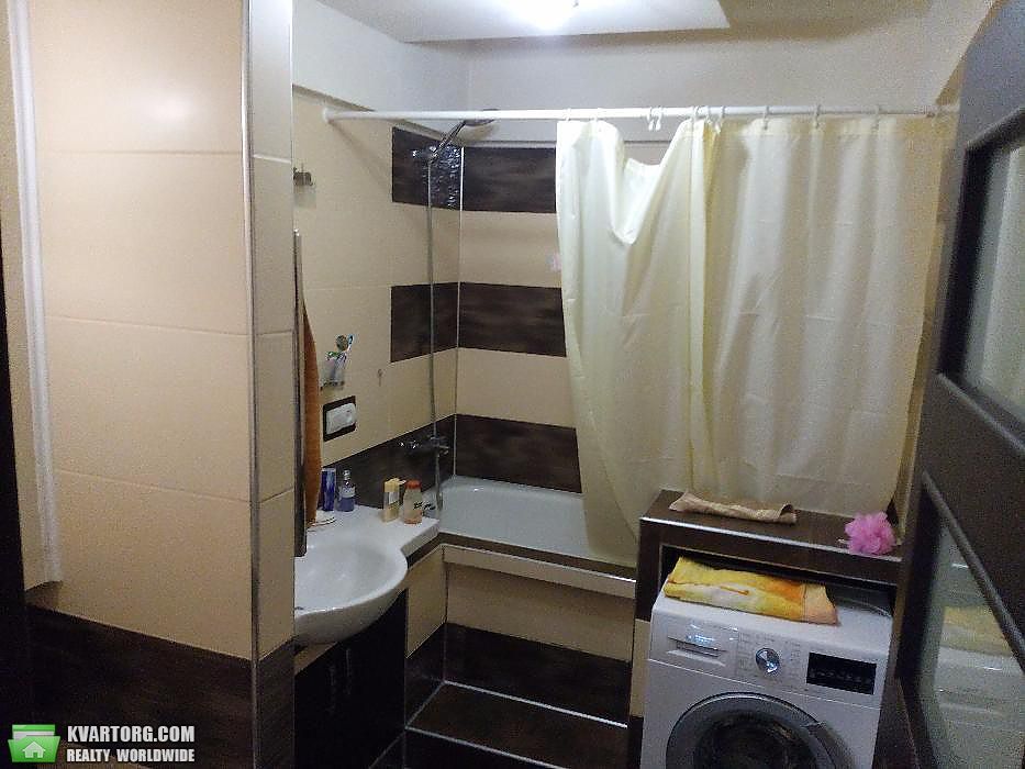 Rent out 2-room apartment. Киев,  Вильямса — photo 5