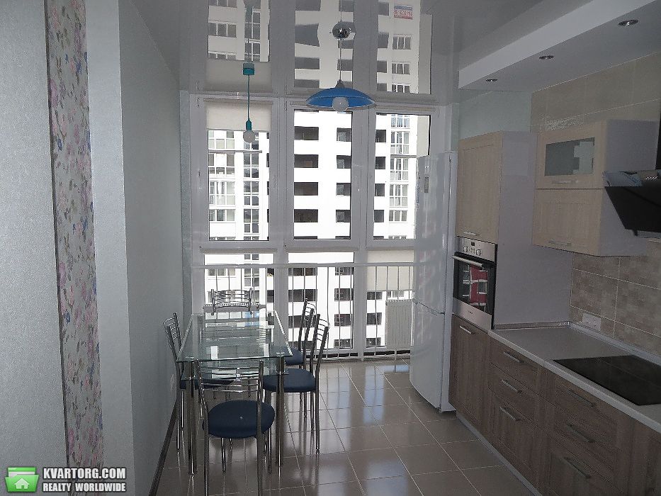 Sell 2-room apartment. Киев,  Драгоманова — photo 2